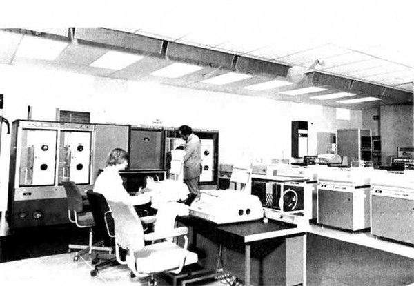 Later computer room layout with the ICL 1904S