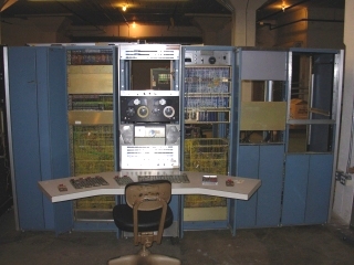 Image courtesy of Living Computer Museum, click for larger image